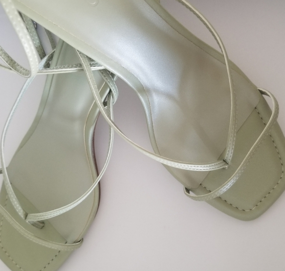 New Aldo Light Sage Kitten Heel Sandals